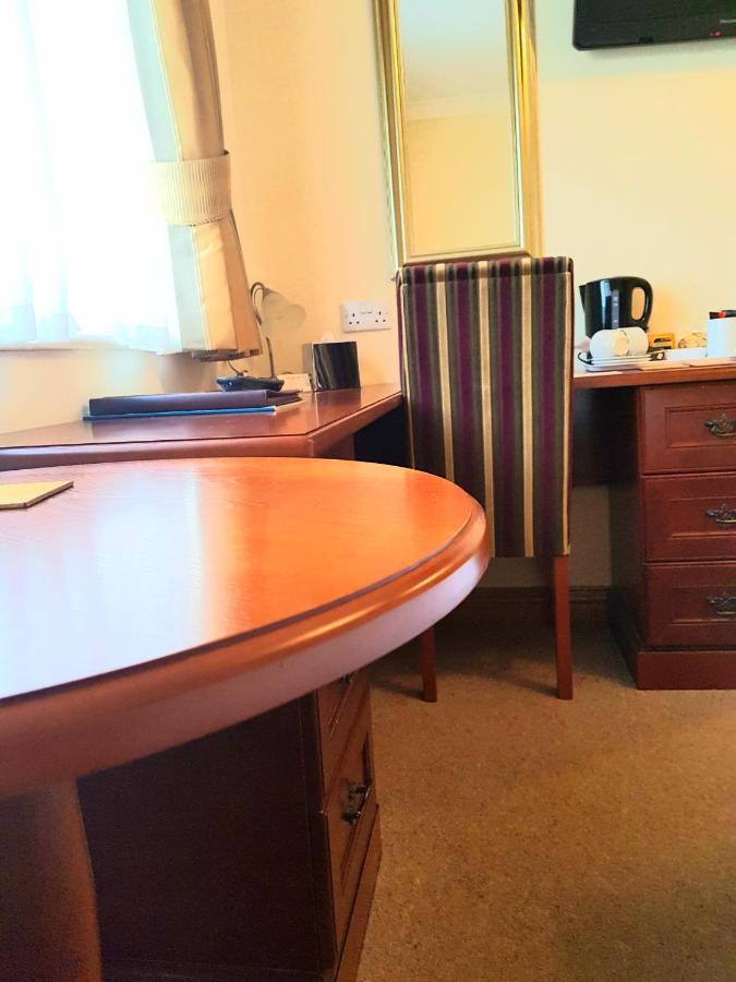The Chetwynde Hotel Barrow-in-Furness Екстер'єр фото