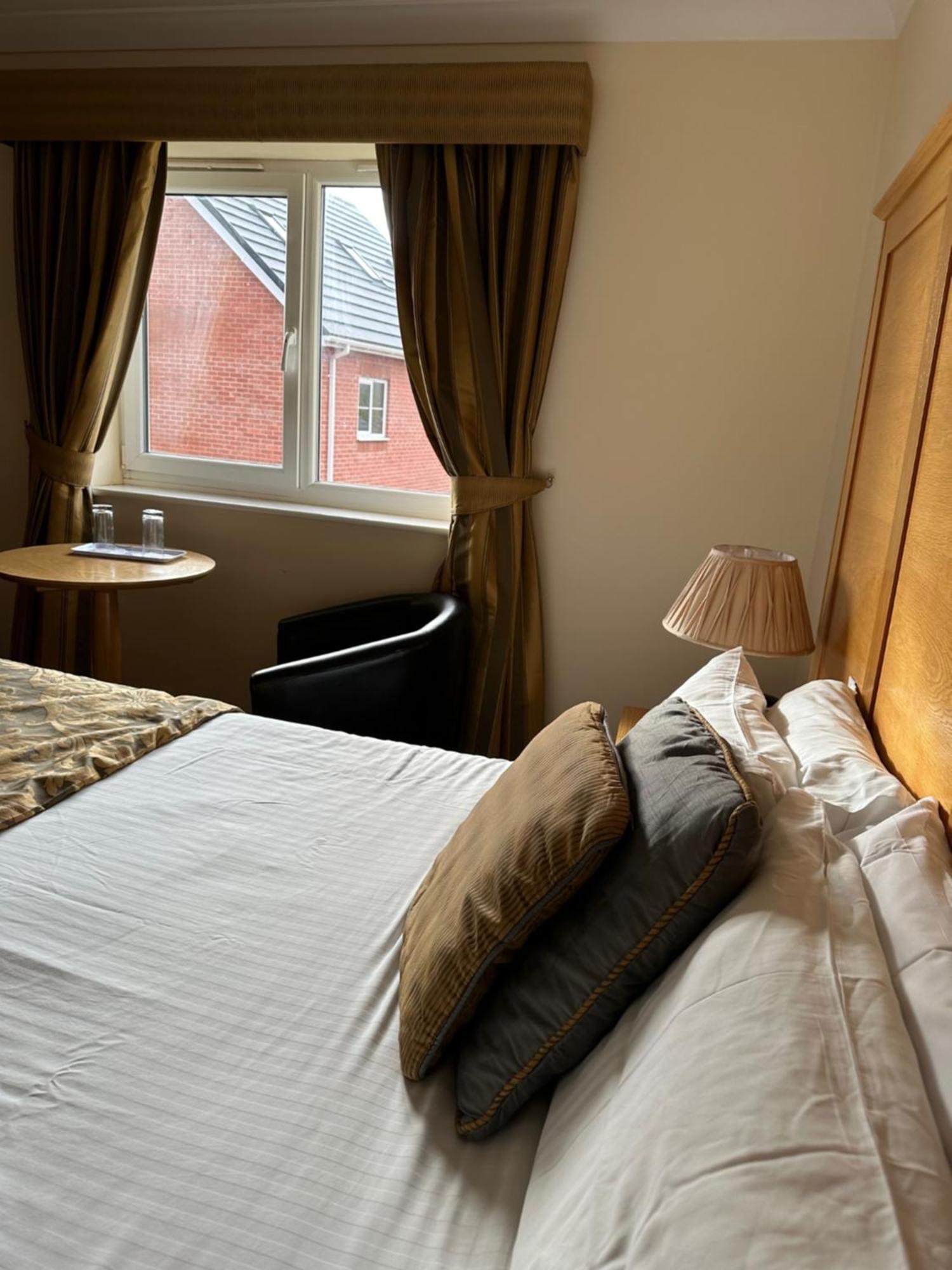 The Chetwynde Hotel Barrow-in-Furness Екстер'єр фото
