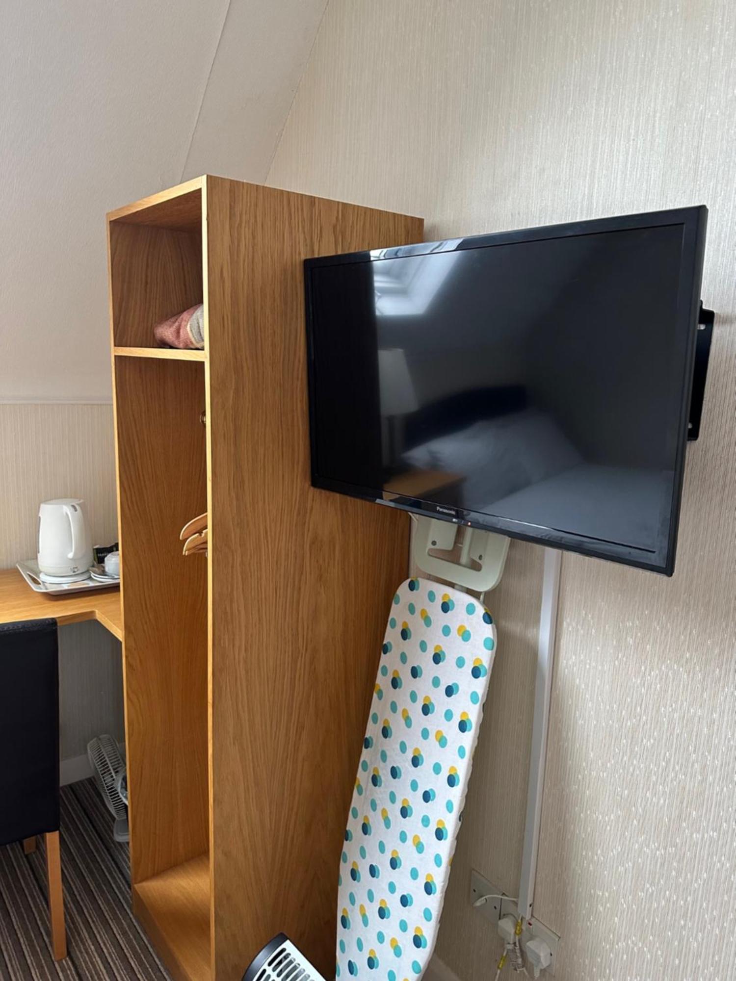 The Chetwynde Hotel Barrow-in-Furness Екстер'єр фото